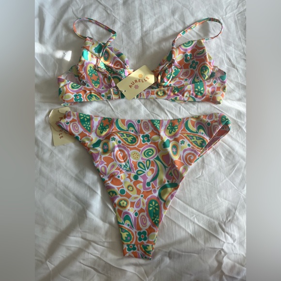 Aurelle swimsuit! - Picture 2 of 2